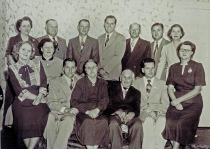 Louis_and_Cora_Family_5334.jpg